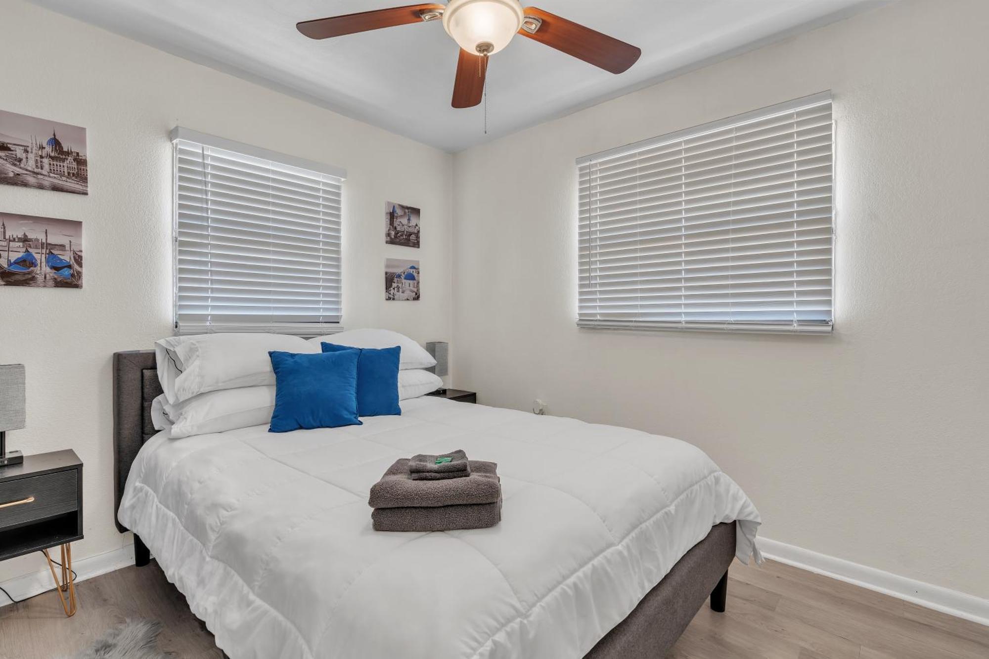 Stunning Modern Home In Tampa With Pool - Just 5 Minutes From Airport! Kültér fotó
